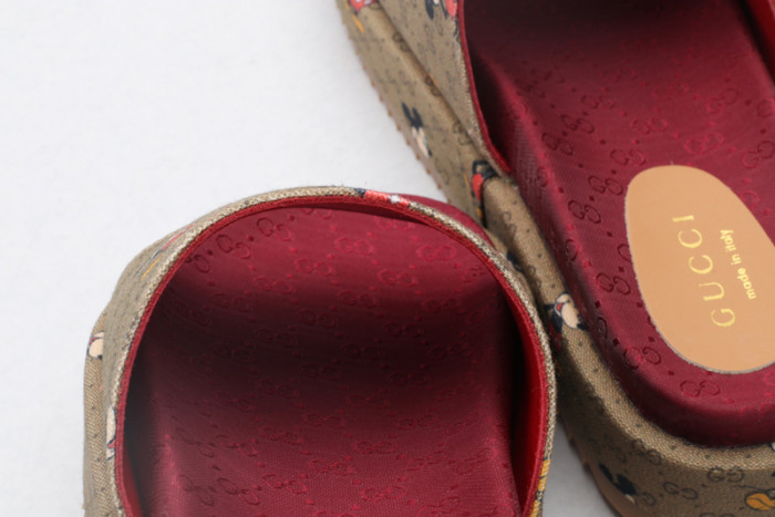 GUI SANDAL