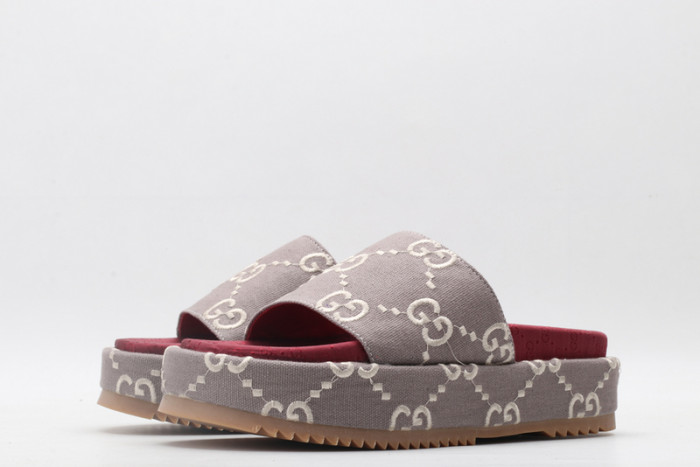 GUI SANDAL