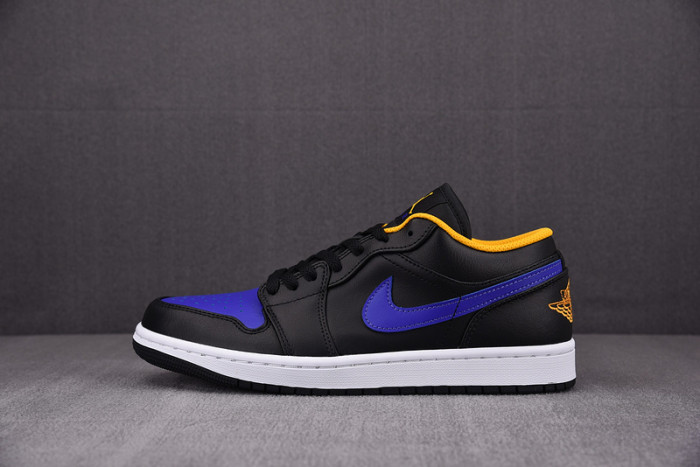 Air Jordan 1 Low 