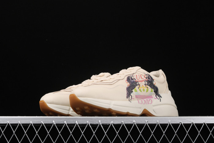 GUI SNEAKER