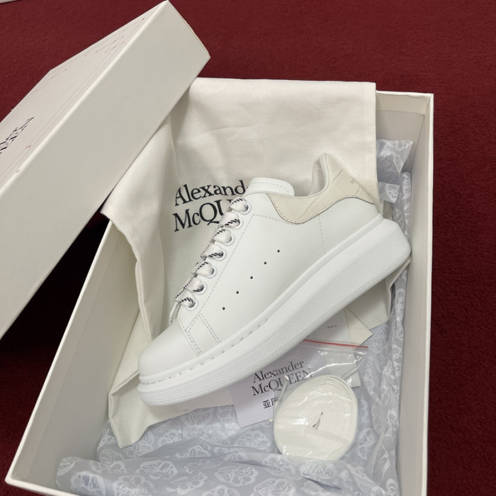 ALEX MCQU SNEAKER