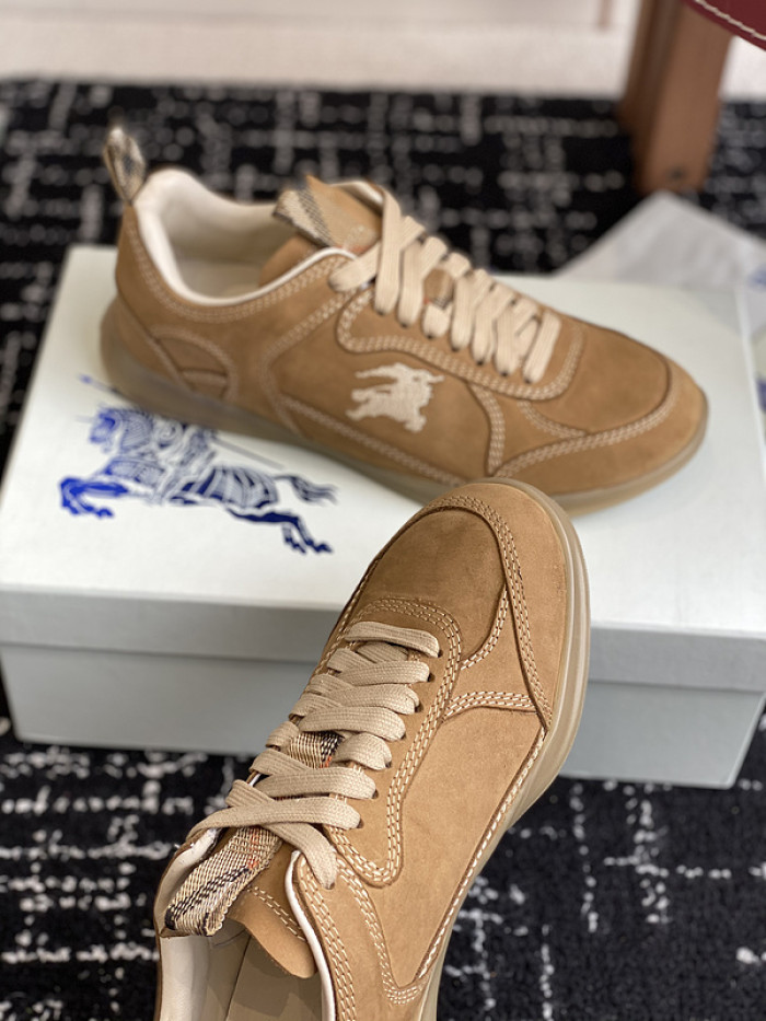 BUB sneaker