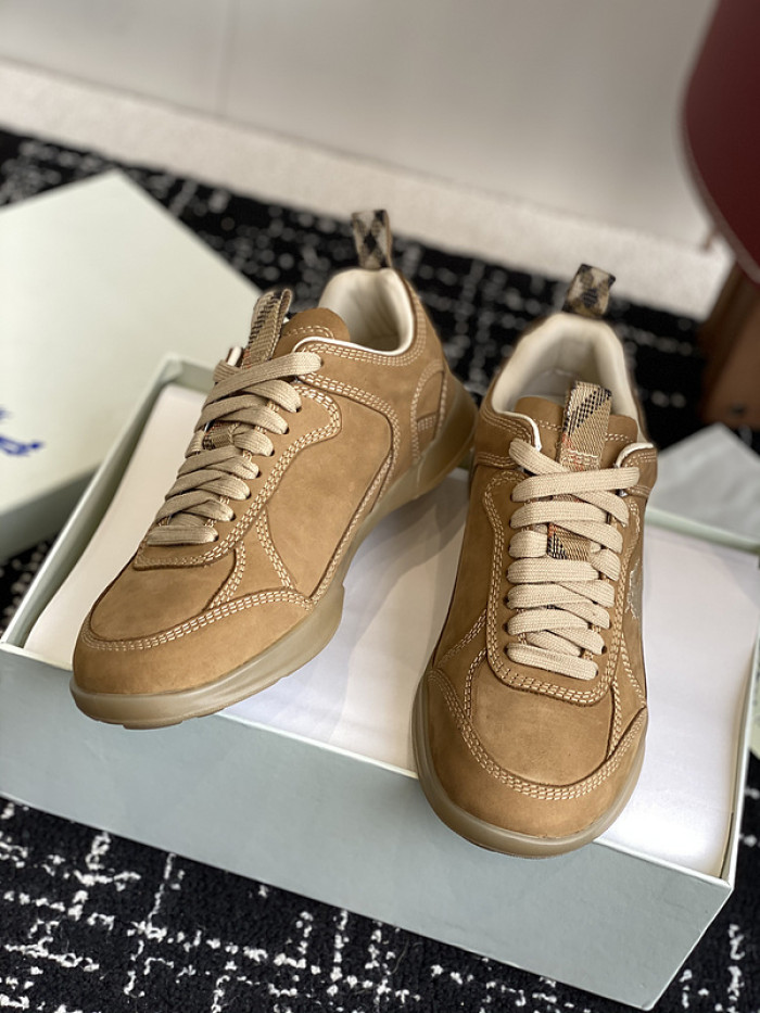 BUB sneaker