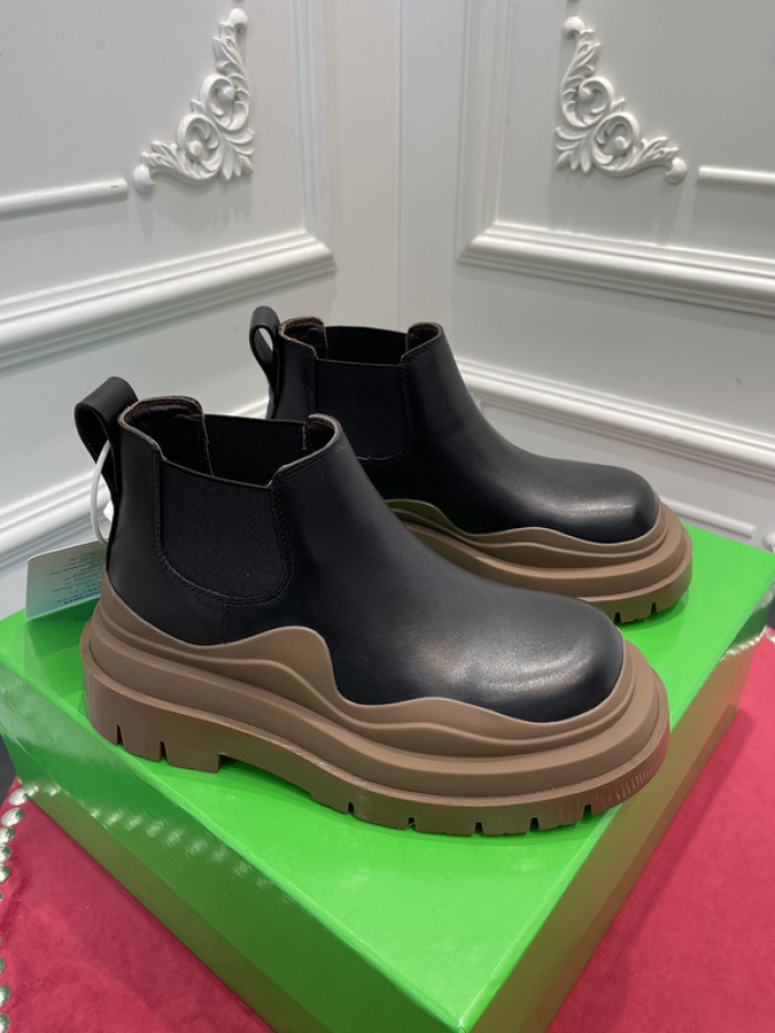 BV boots 035