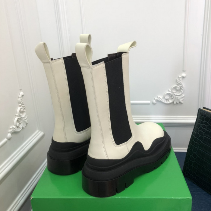 BV boots 019