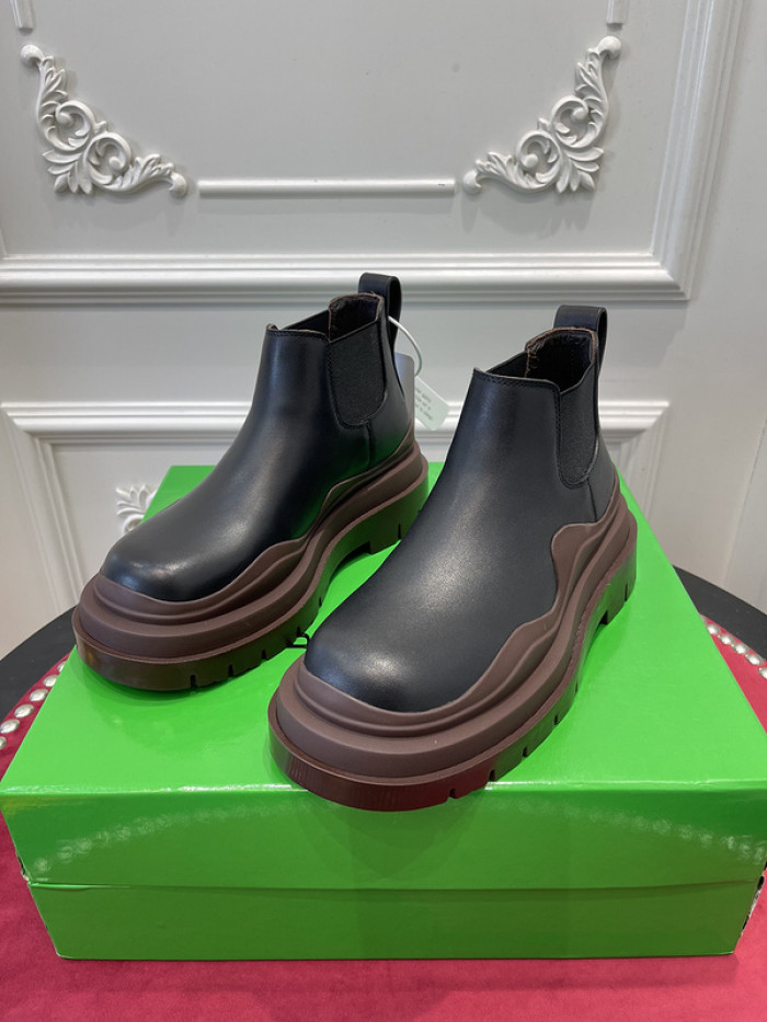 BV boots 034