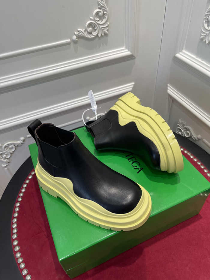 BV boots 026