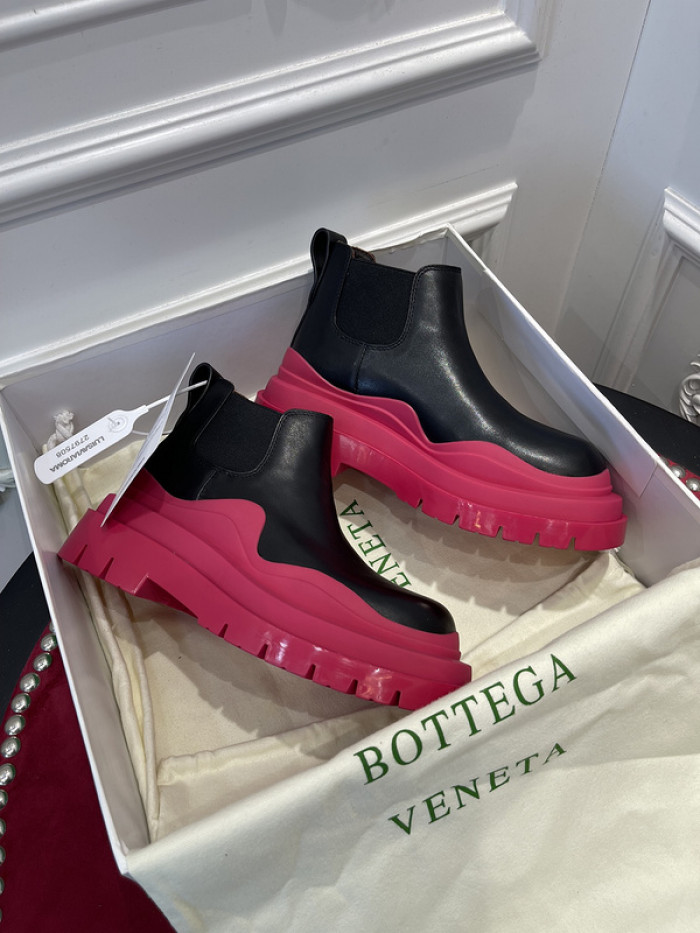 BV boots 011