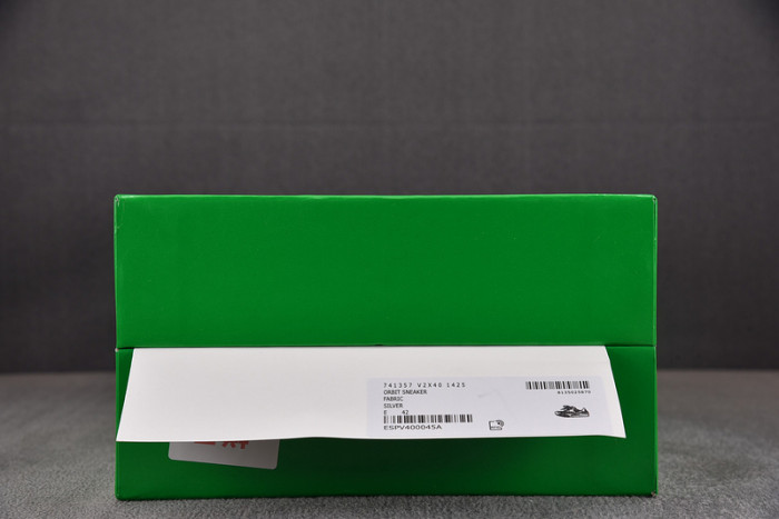 BV sneaker