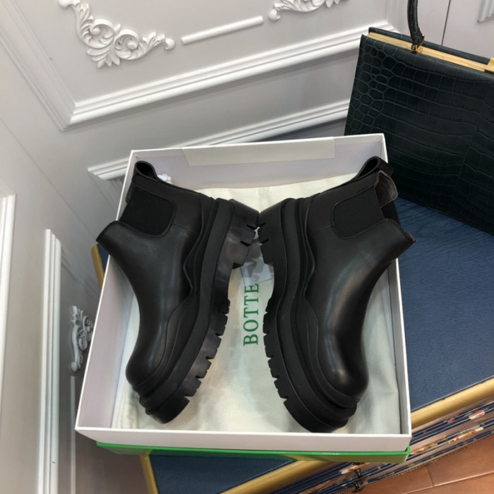BV boots 007