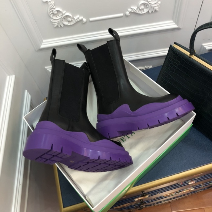 BV boots 037