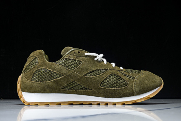 BV sneaker