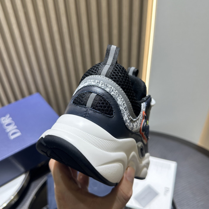 D10R SNEAKER