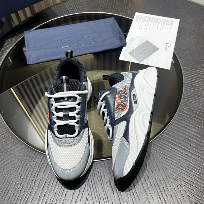D10R SNEAKER