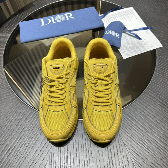 D10R SNEAKER