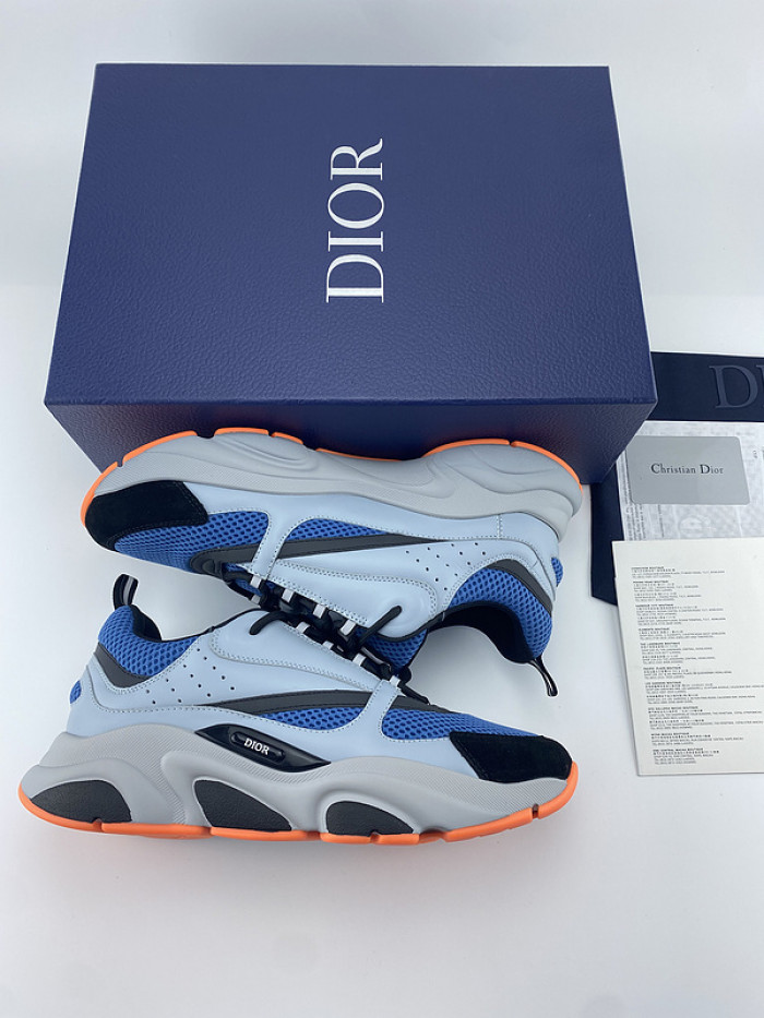 D10R SNEAKER