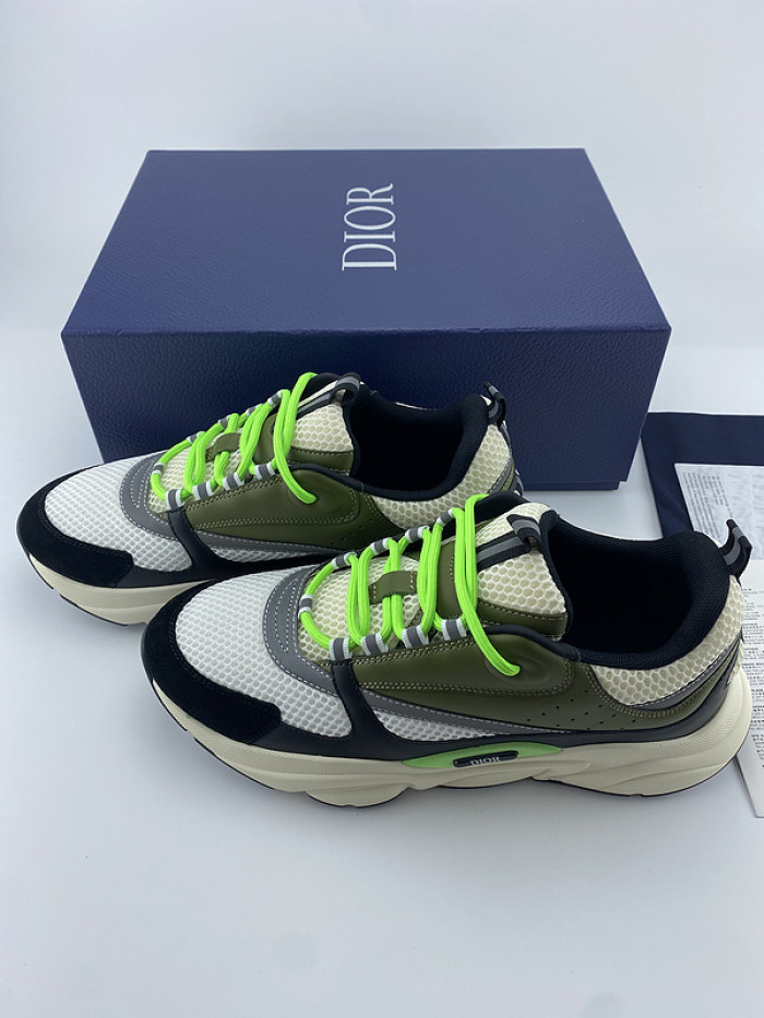 D10R SNEAKER