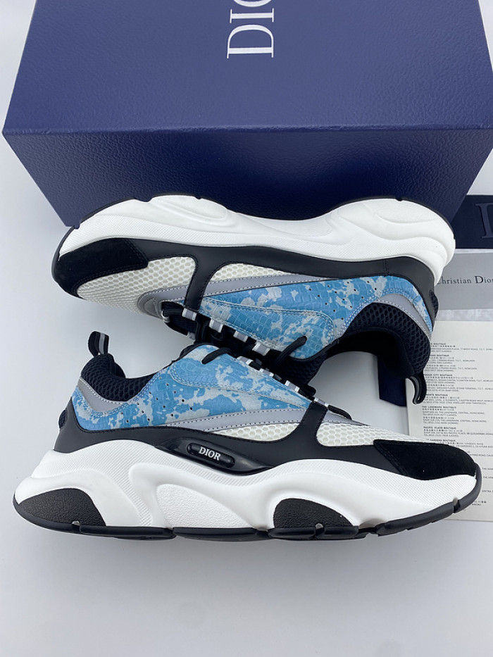 D10R SNEAKER