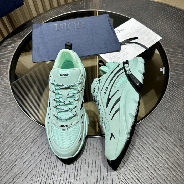 D10R B44 SNEAKER