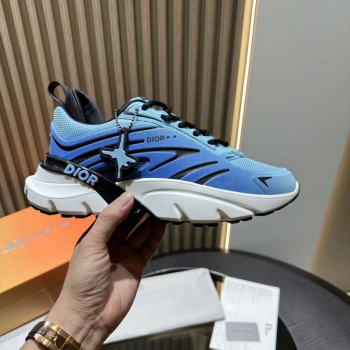 D10R B44 SNEAKER