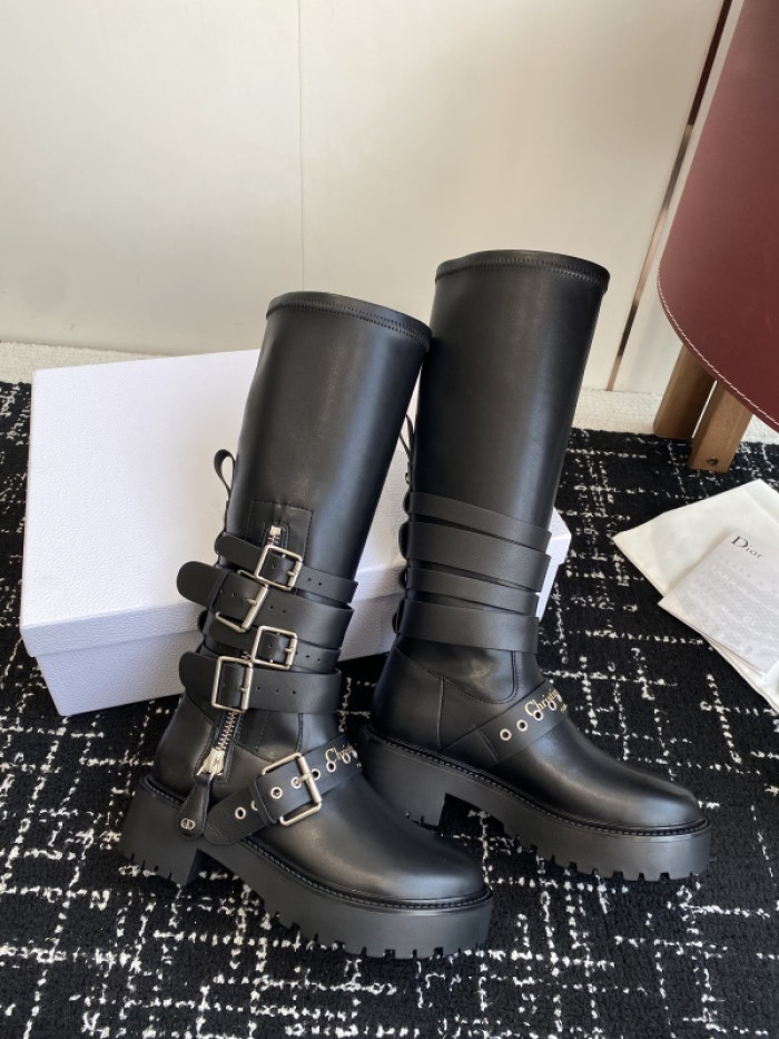 D10R boot
