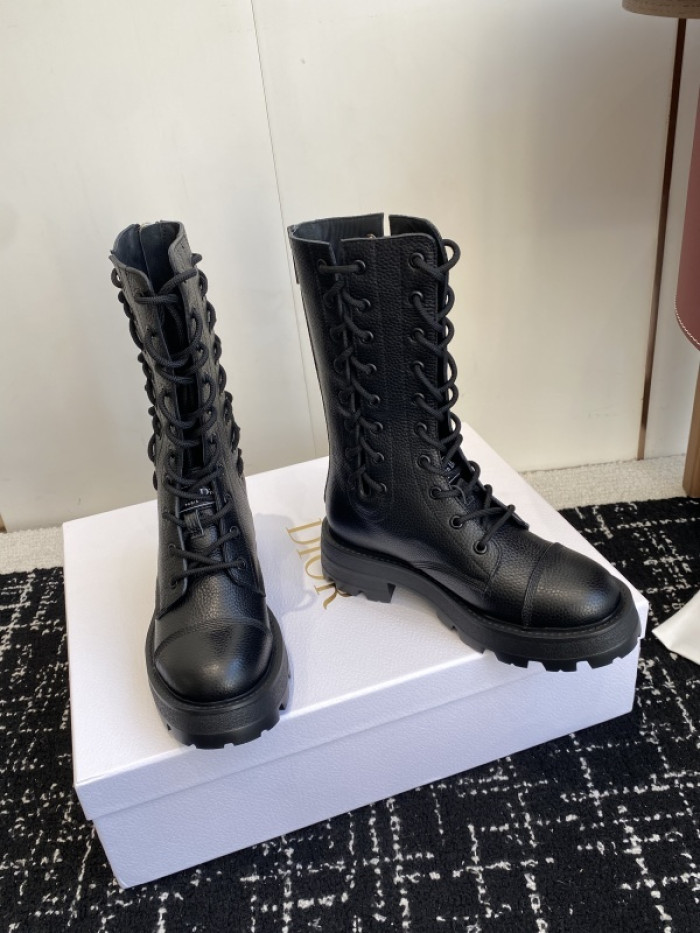 D10R boot