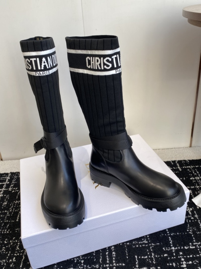 D10R boot