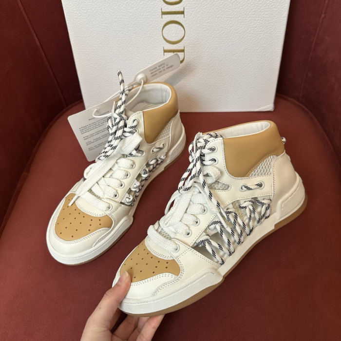 D10R SNEAKER