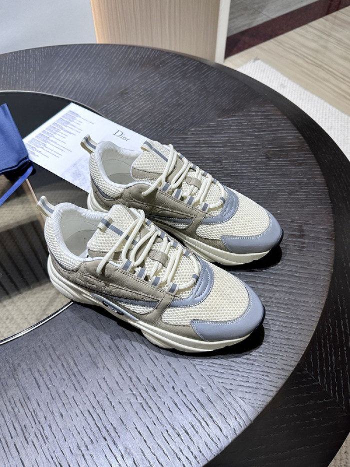 D10R SNEAKER