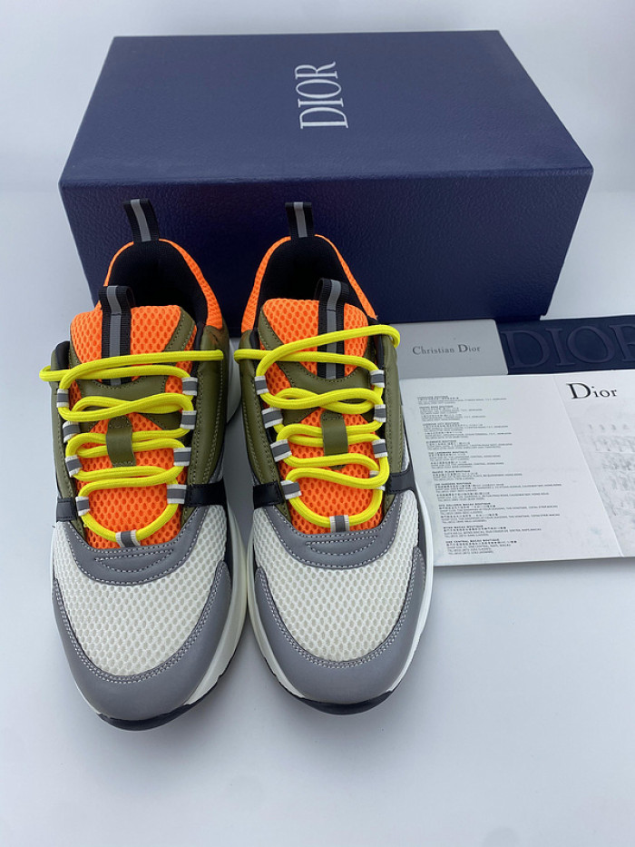 D10R SNEAKER