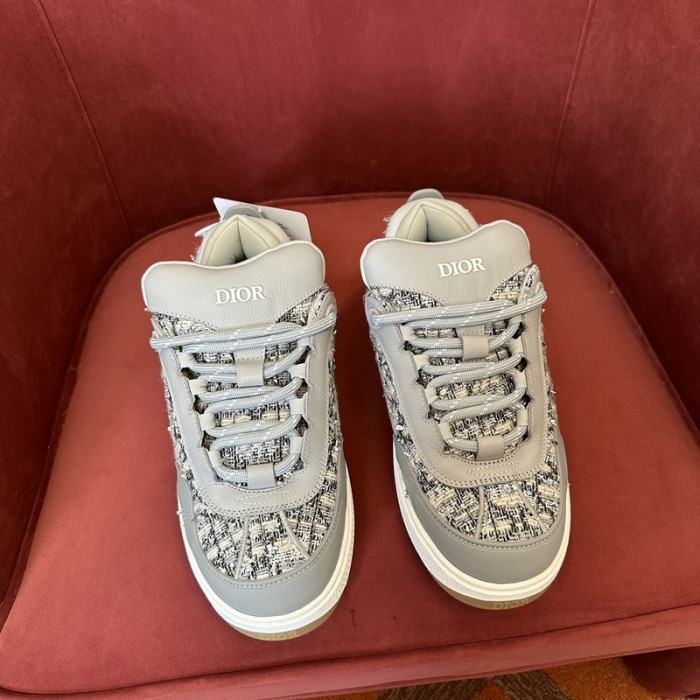 D10R SNEAKER