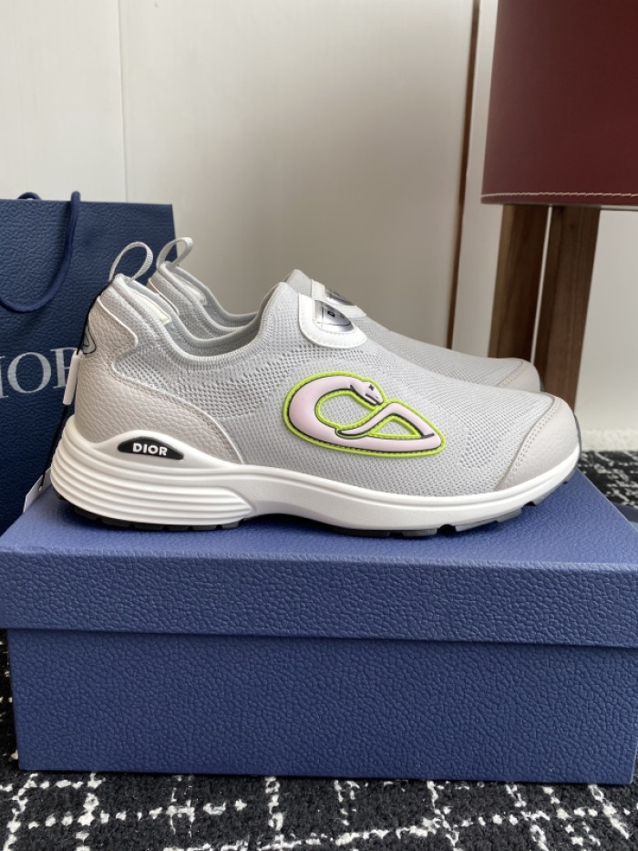 D10R SNEAKER