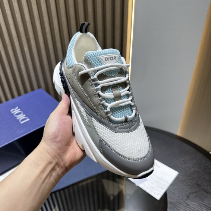 D10R SNEAKER