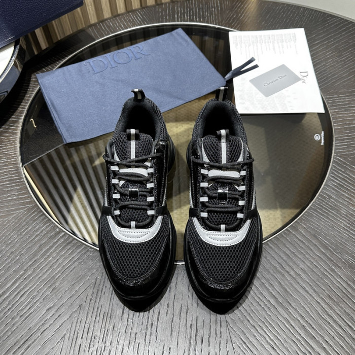 D10R SNEAKER