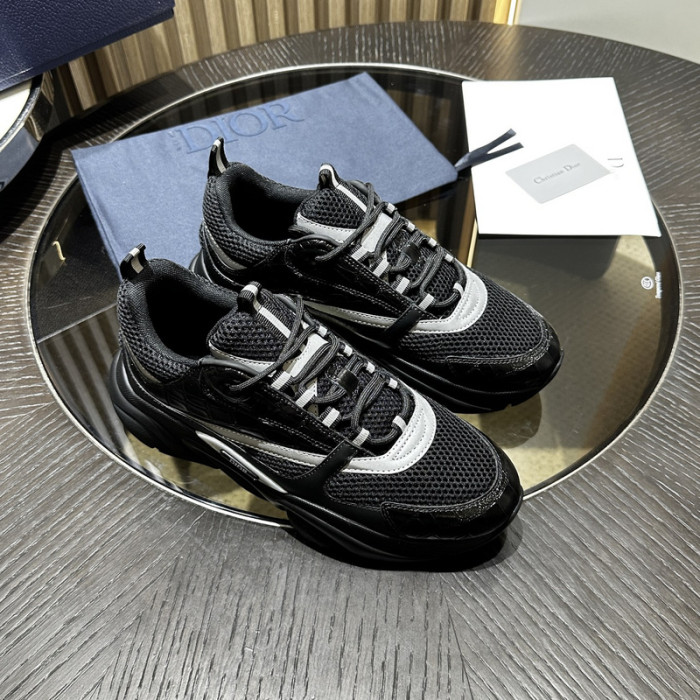 D10R SNEAKER