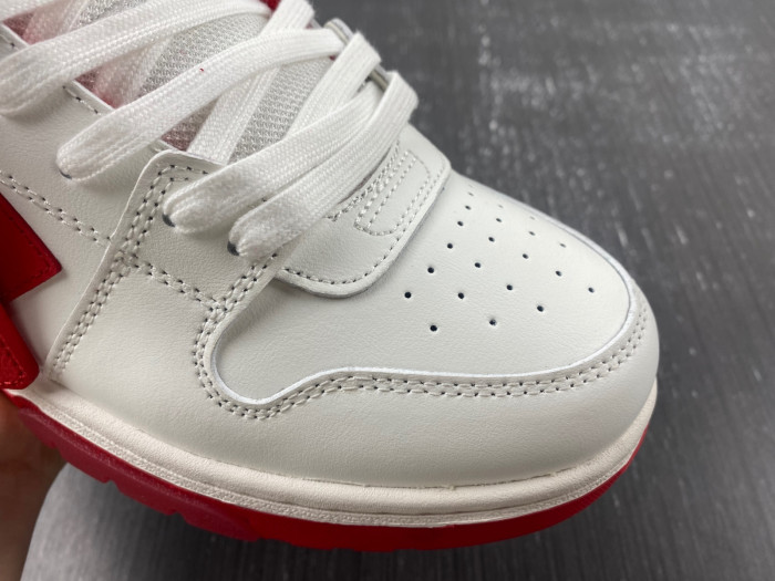 OFW SNEAKER