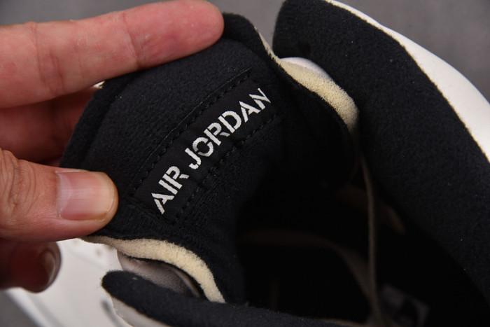 Air Jordan 5 SE “Sail” FN7405-100