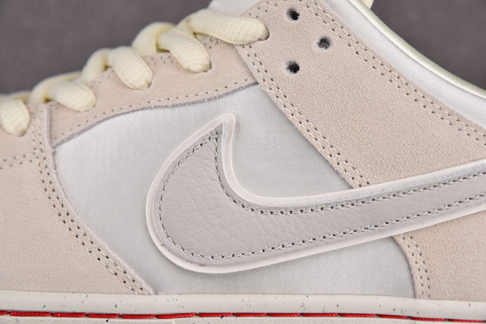 Nike SB Dunk Low Valentine