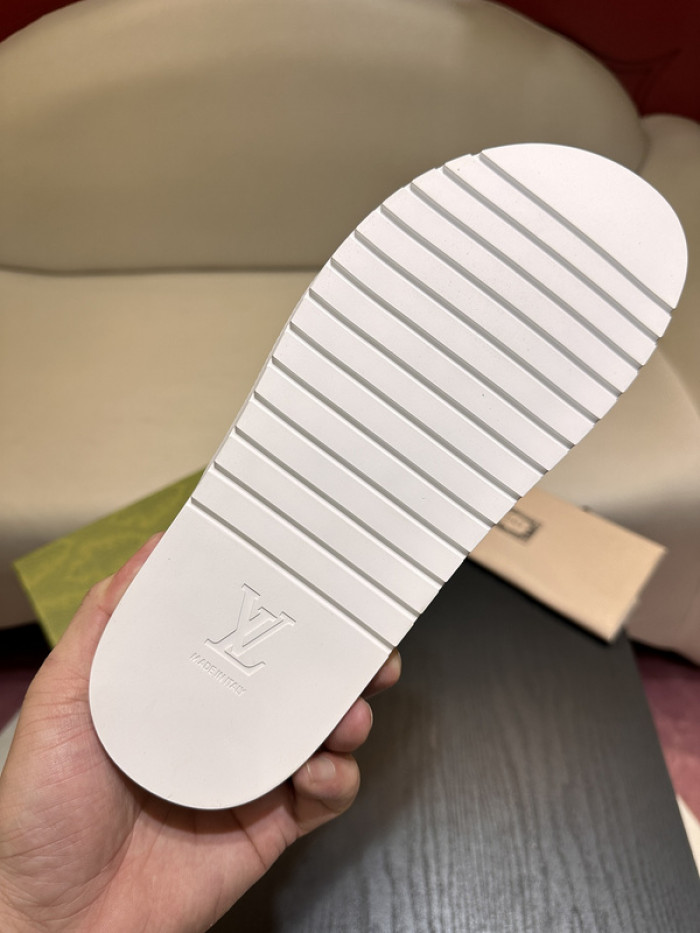 GUI SANDAL