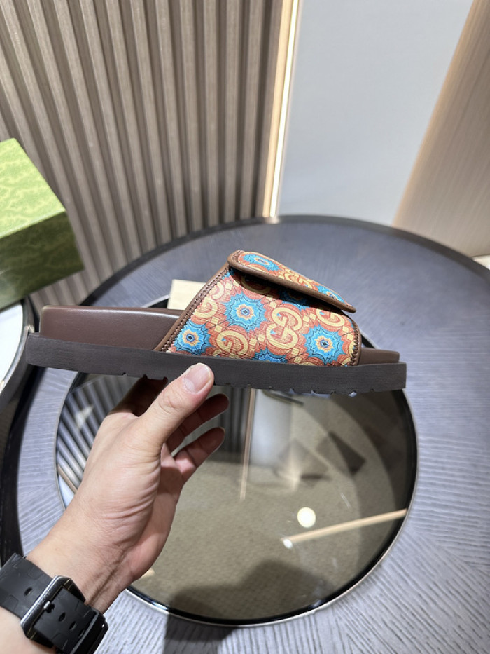 GUI SANDAL