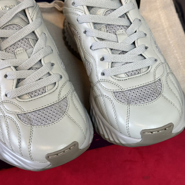 GUI SNEAKER