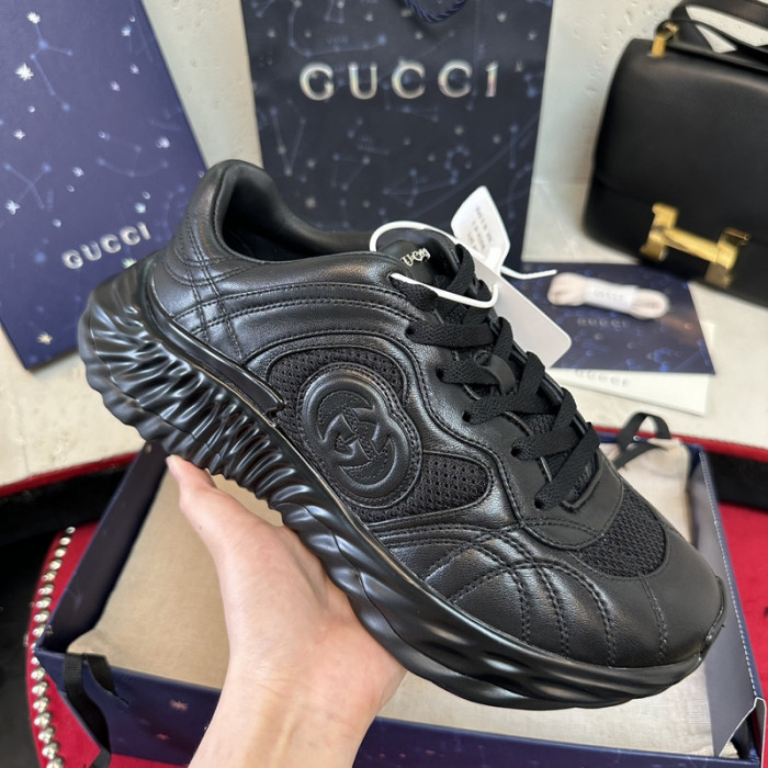 GUI SNEAKER