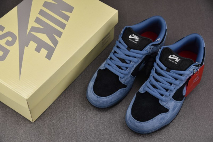 Nike SB Dunk Low Supreme 94 Ocean Fog HQ8487-400