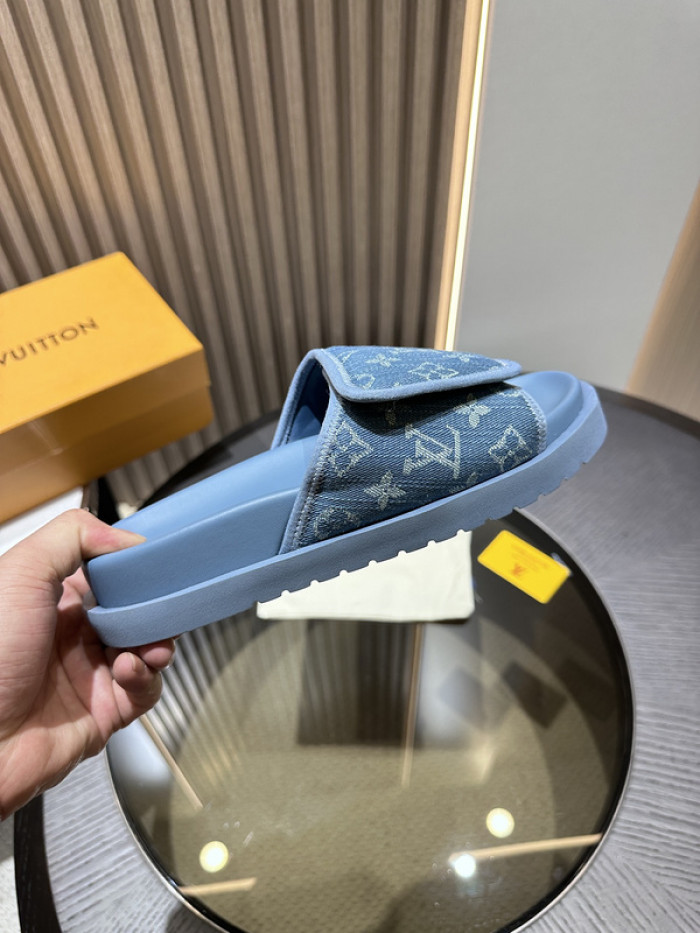 L0VT SANDAL