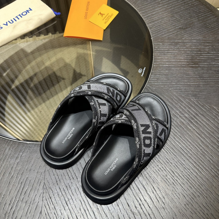 L0VT SANDAL