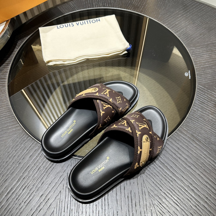 L0VT SANDAL