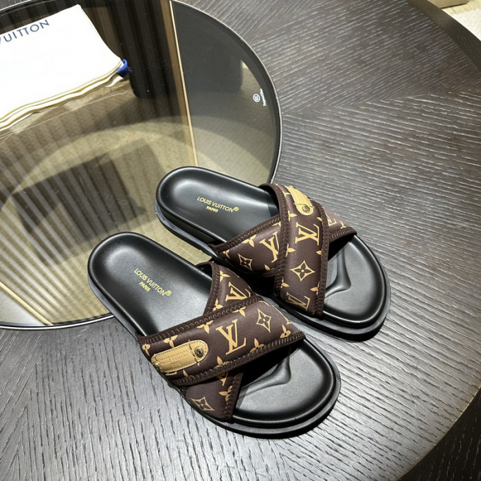 L0VT SANDAL
