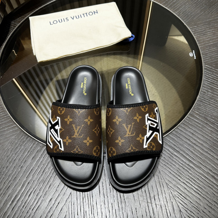 L0VT SANDAL