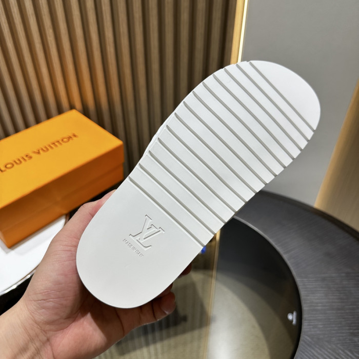 L0VT SANDAL