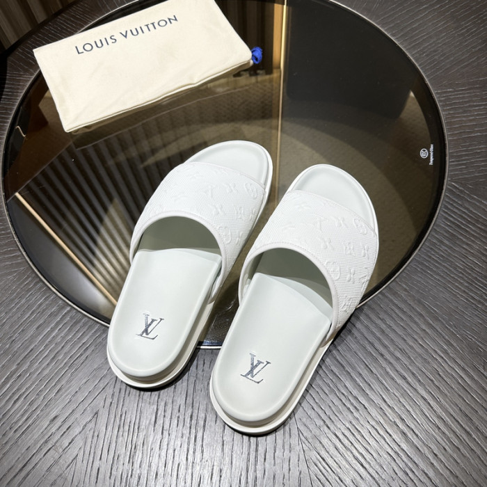 L0VT SANDAL